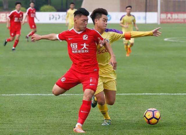  拜仁青训小将首次首发便贡献两助攻  